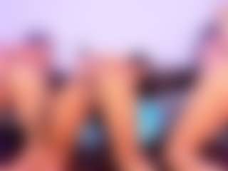 Rubi-18's Live Sex Cam Show
