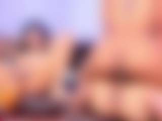 Live cam show with Rubi-18 - White on xfollow cams | colombia