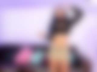 Rubi-18's Live Sex Cam Show