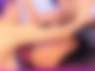 Rubi-18's Live Sex Cam Show