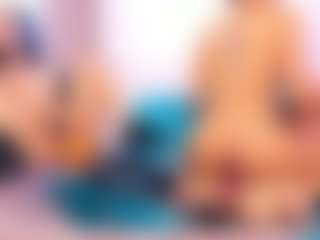 Live cam show with Rubi-18 - White on CamClone | colombia
