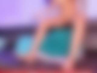 Rubi-18's Live Sex Cam Show