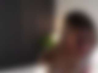 Live cam show with KatrinaBellman - Facial on Dare Cams