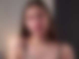 Live cam show with KatrinaBellman - Facial on Livezox