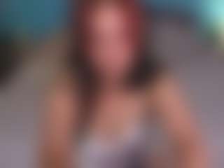Live cam show with Alis - BBW White on Streamer API