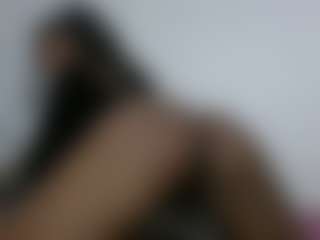 Live cam show with Cocolefeme - Petite on nudelive.tv