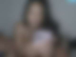 Live cam show with Cocolefeme - Dirty on fapnchat