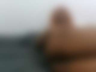 Live cam show with Cocolefeme - Smoking on Milfs Live