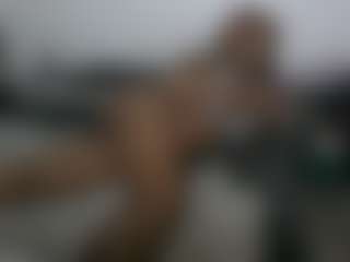 Cocolefeme's Live Sex Cam Show