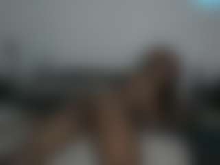 Cocolefeme's Live Sex Cam Show