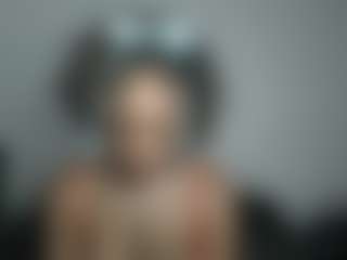 Cocolefeme's Live Sex Cam Show