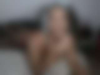 Cocolefeme's Live Sex Cam Show