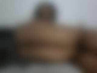 Live cam show with Cocolefeme - Facial Piercings on livesexfox.com