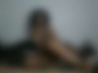 Live cam show with Cocolefeme - Fuck Machine on friskycurves.com
