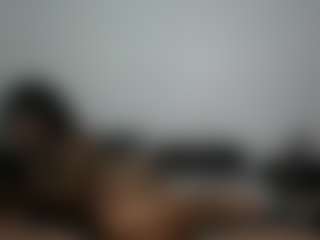 Live cam show with Cocolefeme - Petite on fuck-show.com