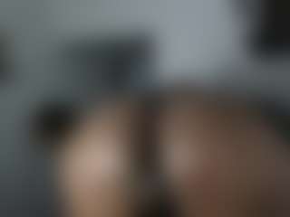 Live cam show with Cocolefeme - HD Big Tits on Hubzter Live