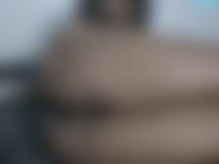 Live cam show with Cocolefeme - Facial on Camsoda