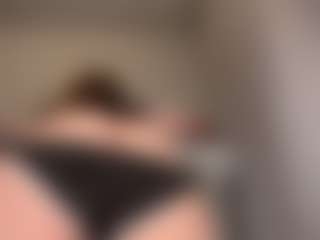 Live cam show with MargWise - Lesbian on CamClone