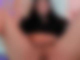 Live cam show with Miss-Nii - Petite on milfzrlive.com