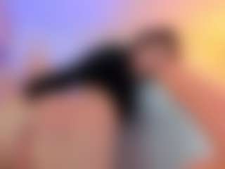 Live cam show with Miss-Nii - Daddy on Latina Girls