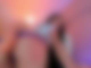 Live cam show with Miss-Nii - Canadian on Mixed Magazine Live | colombia