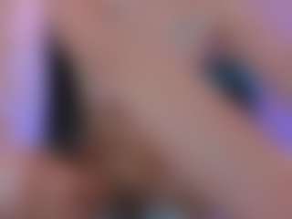 Live cam show with Miss-Nii - Thin on Camsoda