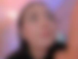 Live cam show with Miss-Nii - Skinny on Gym Cam Girls