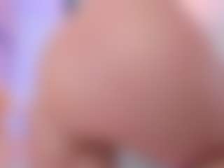 Live cam show with Miss-Nii - Blow on xfollow cams