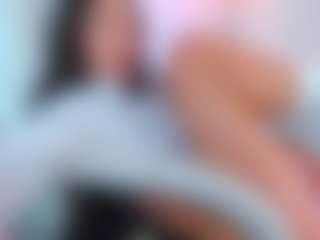 Live cam show with Miss-Nii - Ride on Camsoda
