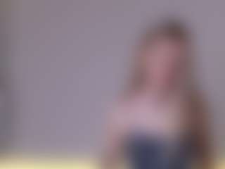 Live cam show with laxyflaxy - Butt Plug on boobsie.com