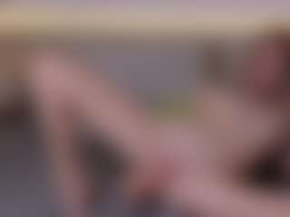Live cam show with laxyflaxy - Camel Toe on SxyPornLive