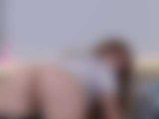 Live cam show with laxyflaxy - Butt Plug on madthumbs