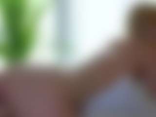Live cam show with LillianWeal - Blue Eyes on milfzrlive.com