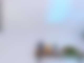 Live cam show with CristalFoxy - Petite on TeamSkeetLive