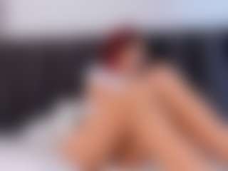 Live cam show with CristalFoxy - Butt Plug on boobsie.com