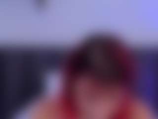Live cam show with CristalFoxy - Brown Hair on boobsie.com