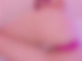 Live cam show with CristalFoxy - Red Hair Shaved Pussy on CamwithHer