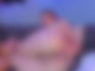 Live cam show with CristalFoxy - Amateur Brown Hair on Camsoda