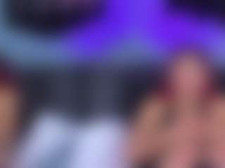 Live cam show with CristalFoxy - Red Hair Shaved Pussy on StripNow