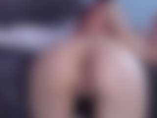 Live cam show with CristalFoxy - Red Hair on Camming Site