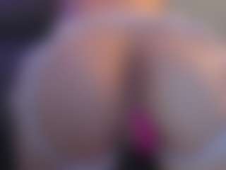 CristalFoxy's Live Sex Cam Show