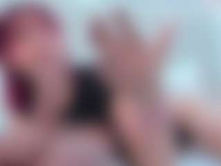 Live cam show with CristalFoxy - Cute on Camsoda