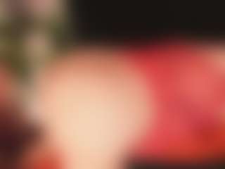 Live cam show with Milfandrea3 - Nipple Piercings on Cam Slut