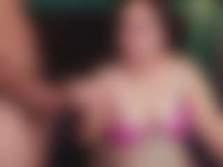 Live cam show with Milfandrea3 - BBW on StripNow