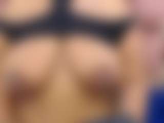 Ariana-pearl's Live Sex Cam Show