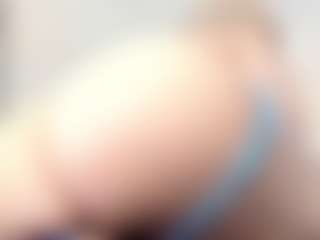 Azamy's Live Sex Cam Show