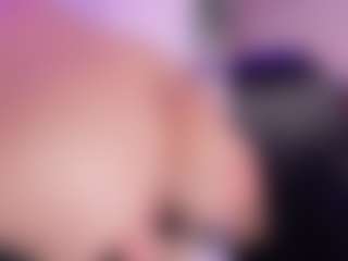 Live cam show with CataleyaGlow - Brown Hair on iamadamtest123.com