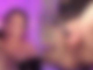 CataleyaGlow's Live Sex Cam Show