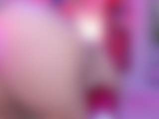 CataleyaGlow's Live Sex Cam Show