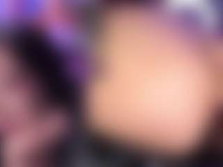 Live cam show with CataleyaGlow - Sexwebcam on Gym Cam Girls